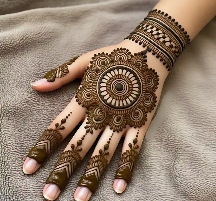 mehandi design photo